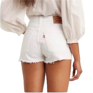 Levi’s 501 Denim Shorts White Cut off Size‎ 28